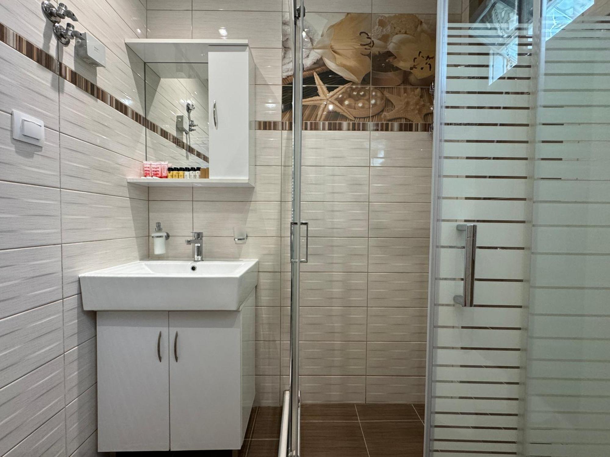 לימנאס Violeta Apartments מראה חיצוני תמונה