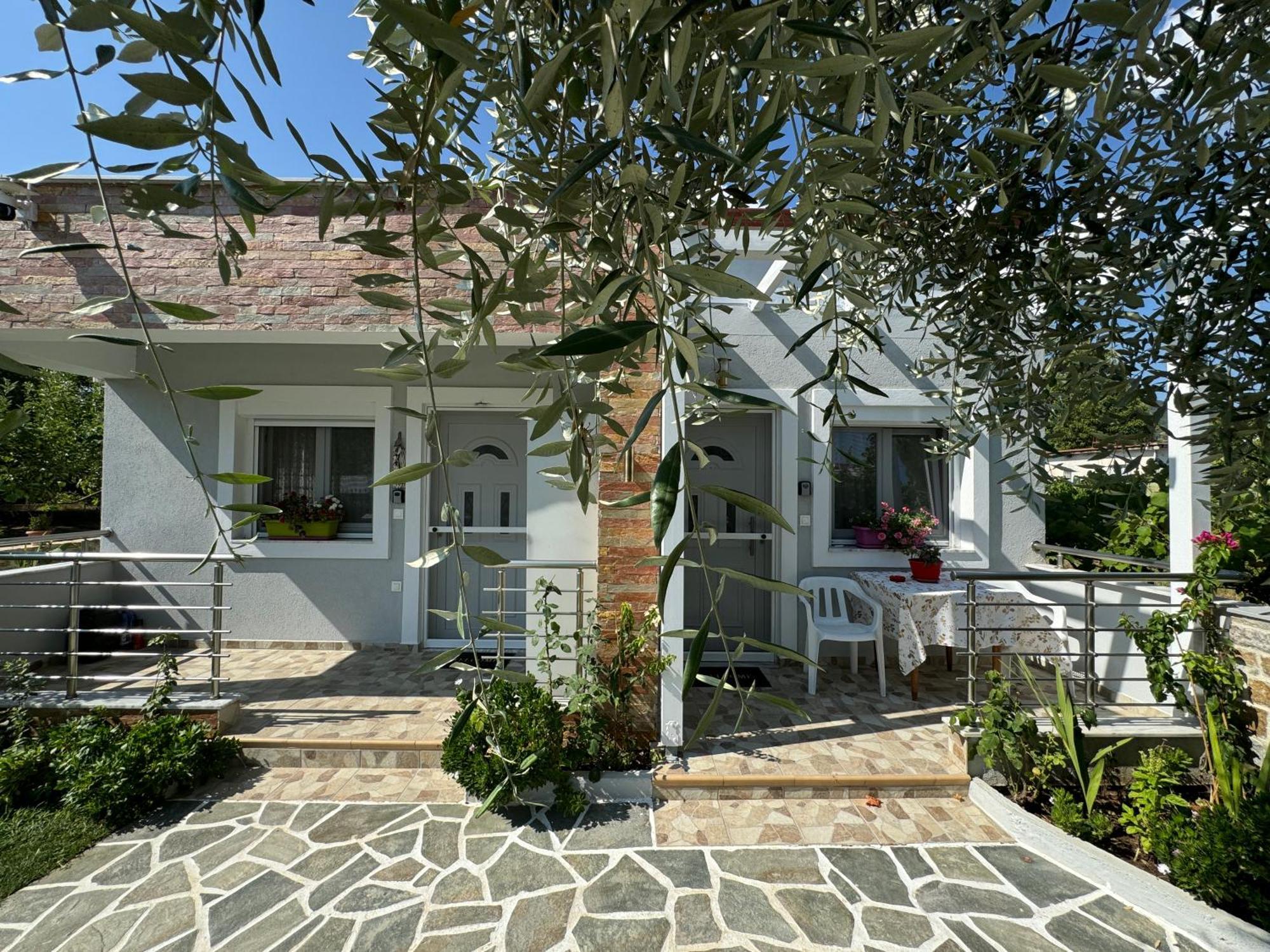 לימנאס Violeta Apartments מראה חיצוני תמונה